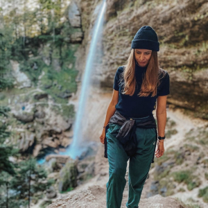 we've got the very last pieces of our corduroy trousers for women - 'frolics' & 'versatiles' - left ;) won't be making any more of these! the fab outdoorsy outfit put together by @michaela_krajanova 🤎#lastpieces #corduroypants #womenfashion #milebyyou #locallymade #madeinslovakia